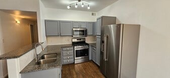 8405 Pebble Creek Way, Unit Highlands Ranch 2/2 Apartment in Highlands Ranch, CO - Building Photo