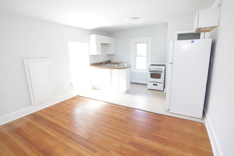 7216 Germantown Ave in Philadelphia, PA - Building Photo