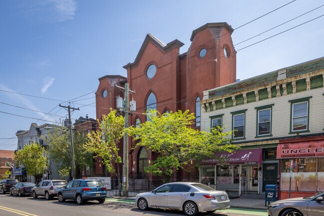 Lafayette House in Jersey City, NJ - Building Photo - Building Photo