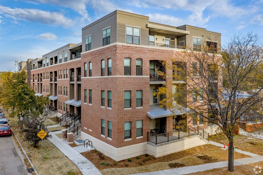 Fair Oaks in Madison, WI - Foto de edificio
