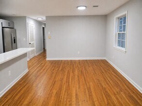 212 Clerk St in Jersey City, NJ - Building Photo - Building Photo
