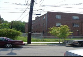 Yuma Street Apartments in Washington, DC - Foto de edificio - Building Photo