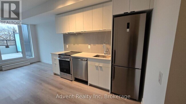 property at 1660 Bloor St W