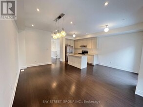 4122 Hwy 7 in Markham, ON - Building Photo - Building Photo