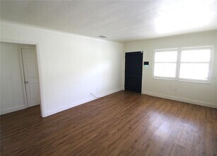 1802 Cocoanut Ave in Sarasota, FL - Foto de edificio - Building Photo