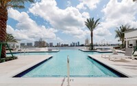 17111 Biscayne Blvd, Unit 1004 in Aventura, FL - Foto de edificio - Building Photo