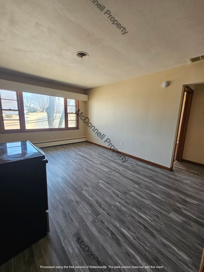 1124 4th St W in Milan, IL - Building Photo - Building Photo