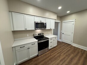 1026 W 7th St in Erie, PA - Foto de edificio - Building Photo