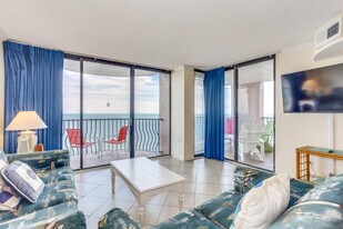2500 N Ocean Blvd in Myrtle Beach, SC - Building Photo