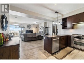 14300 Riverport Way in Richmond, BC - Building Photo - Building Photo