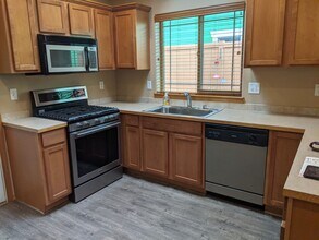 4043 Kramer Ln in Bellingham, WA - Building Photo - Building Photo
