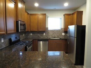 5309 Abbeville Ct in Dickinson, TX - Building Photo - Building Photo