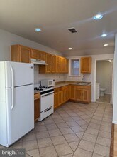 2427 N 10th St in Philadelphia, PA - Building Photo - Building Photo