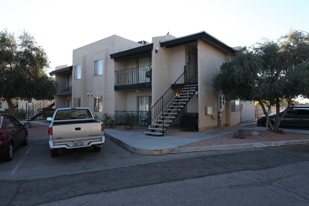 5459 Retablo Ave in Las Vegas, NV - Building Photo