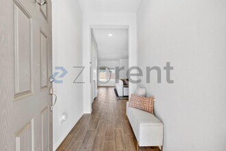 2650 Streamside Dr in Burleson, TX - Building Photo - Building Photo