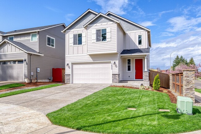 16999 SE Hagen Rd in Happy Valley, OR - Building Photo - Building Photo