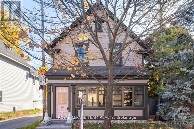 property at 43 Union St