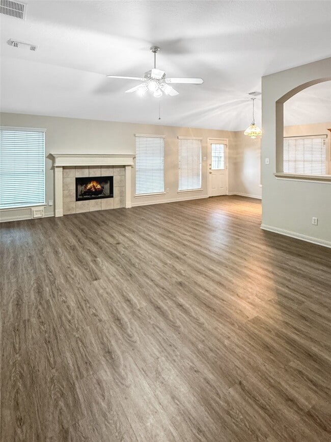 property at 3310 N Mason Rd