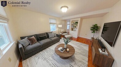 8 Hearn St in Watertown, MA - Building Photo - Building Photo