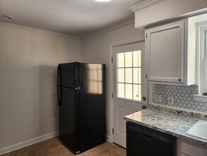 434 Longwood Ct in Baton Rouge, LA - Building Photo - Building Photo