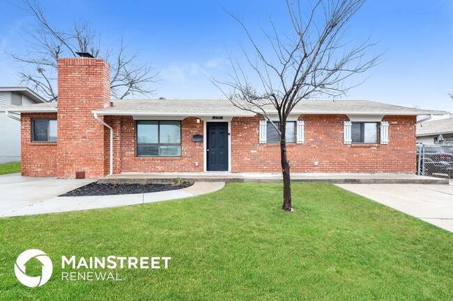 property at 2504 Yorkshire Ave