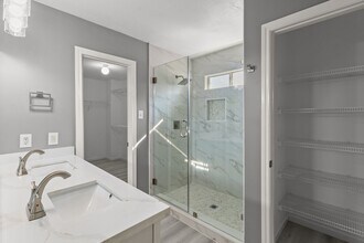 14642 Alannah Lagoon Ct in Houston, TX - Building Photo - Building Photo