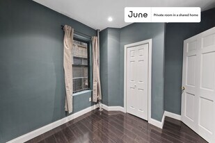 Room in Shared 2 bed/1 bath home, Unit B in New York, NY - Building Photo