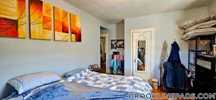 52 Babcock St in Brookline, MA - Building Photo - Building Photo