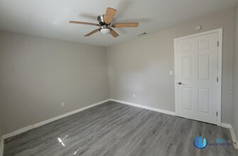 4030 32nd St N-Unit -A in St. Petersburg, FL - Foto de edificio - Building Photo