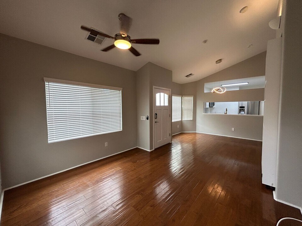 91-1021-1021 Kaipalaoa St in Ewa Beach, HI - Building Photo