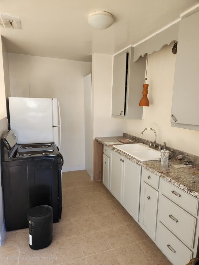 4515 Delta St, Unit B in San Diego, CA - Building Photo - Building Photo