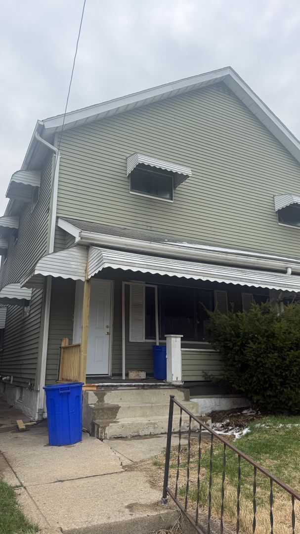 property at 1323 Pennsylvania Ave