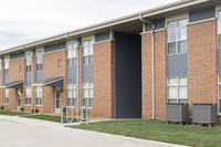 Southern Pointe Apartments in Spencer, IA - Building Photo - Building Photo