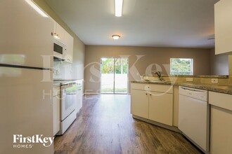 2489 Atwater Dr in North Port, FL - Building Photo - Building Photo