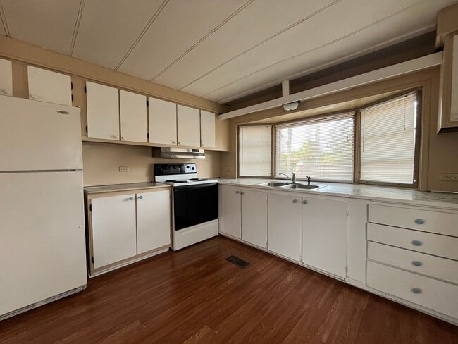12632 Orange Lk Dr in Thonotosassa, FL - Building Photo - Building Photo