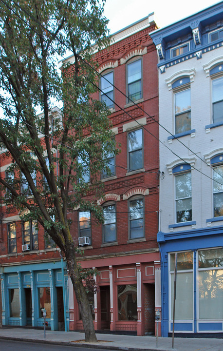 1716 Race St in Cincinnati, OH - Foto de edificio