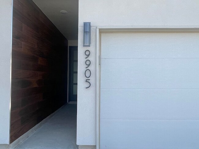 9905 Kaspar Dr in Laredo, TX - Building Photo - Building Photo