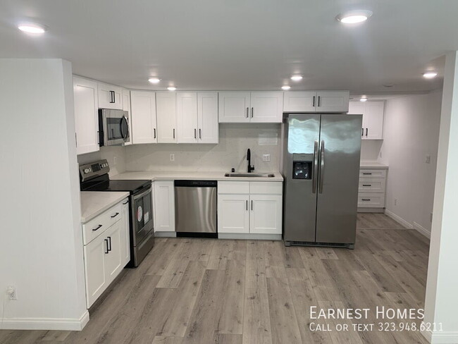 property at 1305 1/4 Waterloo St