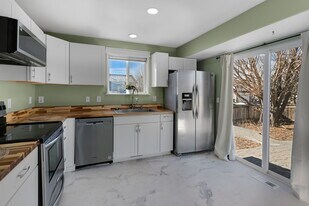 10994 Tidal Run Cir in Fountain, CO - Building Photo