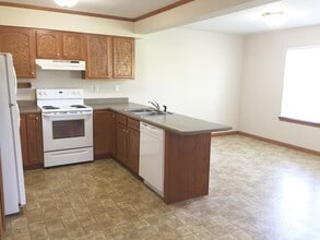 232 W 44th St in Jasper, IN - Building Photo - Building Photo