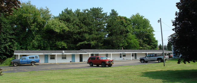 3080 W 12th St in Erie, PA - Building Photo - Building Photo