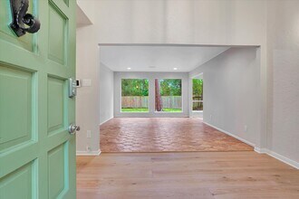 2022 Bristlecone Pl in Spring, TX - Foto de edificio - Building Photo