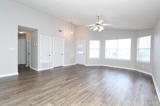 2081 Sequoia Cir in Pensacola, FL - Building Photo - Building Photo