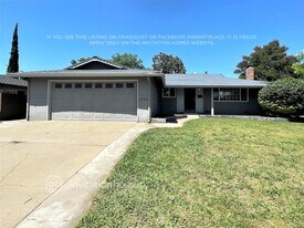 9035 Sutters Gold Dr in Sacramento, CA - Building Photo