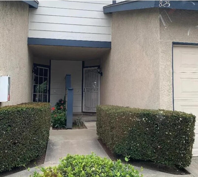 825 Maitland Privado in Ontario, CA - Building Photo