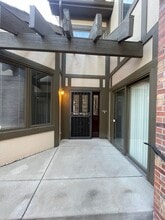 7224 S Sundown Cir in Littleton, CO - Foto de edificio - Building Photo