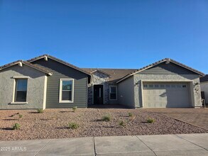 7641 W Staghorn Rd in Peoria, AZ - Building Photo - Building Photo