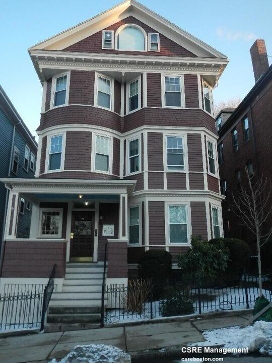 172 Saint Alphonsus St, Unit #2 in Boston, MA - Foto de edificio