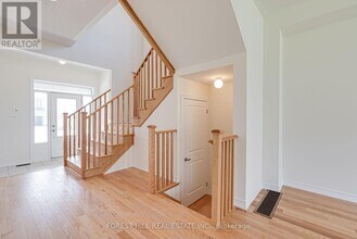 138 Terry Fox Dr in Barrie, ON - Building Photo - Building Photo
