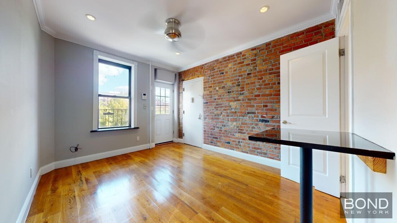 179 Essex St in New York, NY - Building Photo